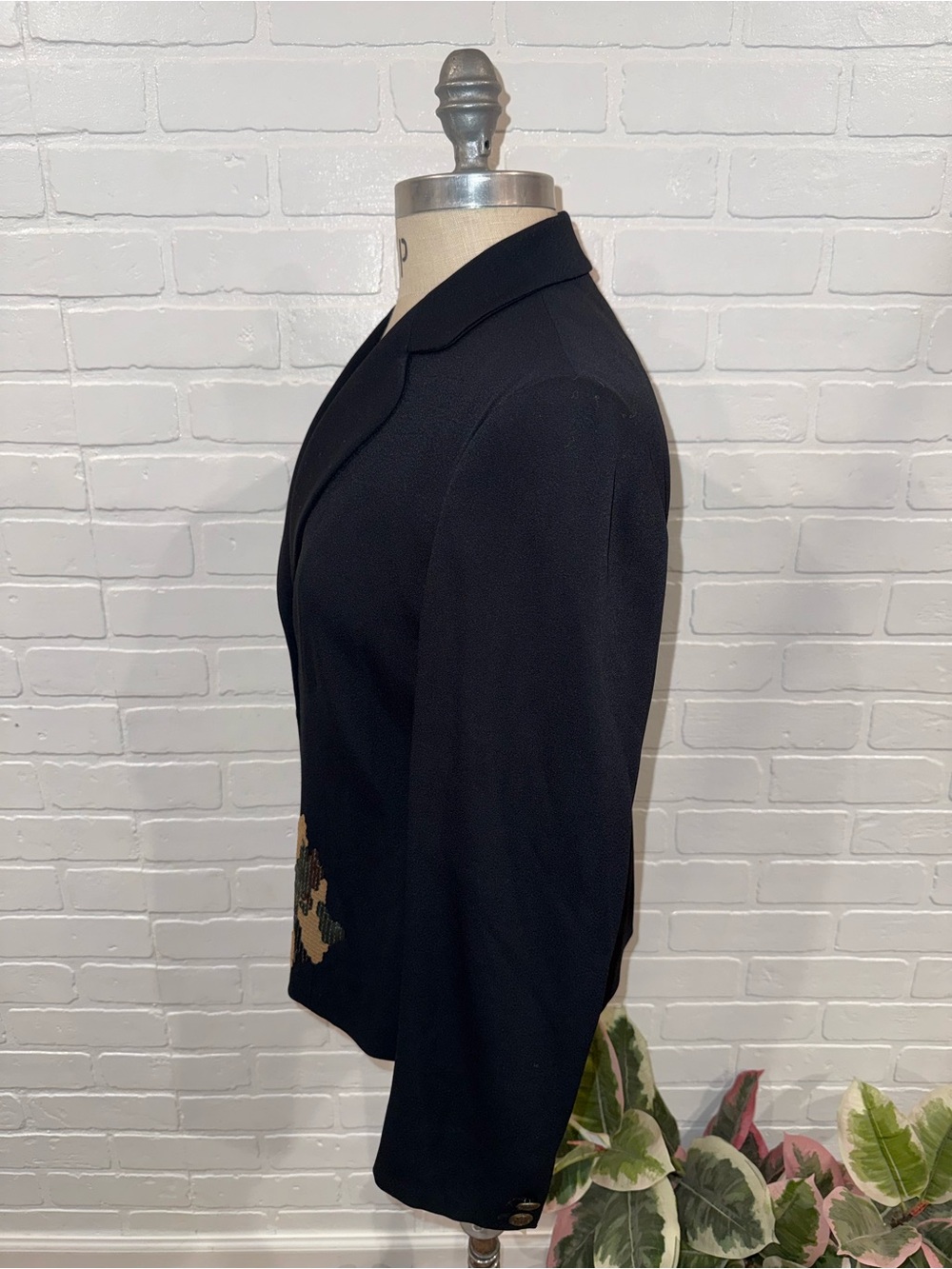 Moschino Vintage 1995 Black Blazer with Camo Sequin Patches Made in Italy - Picture 11 of 15